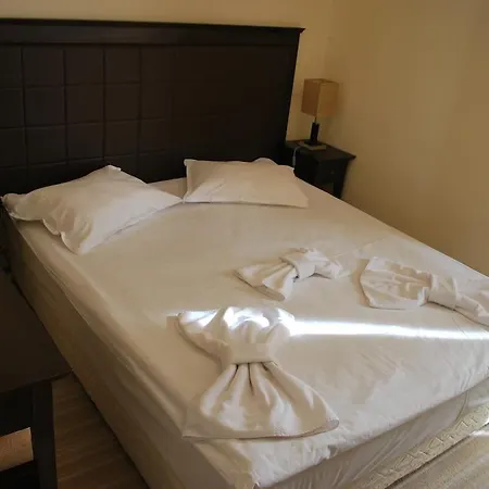 Aparthotel Spider House 4*